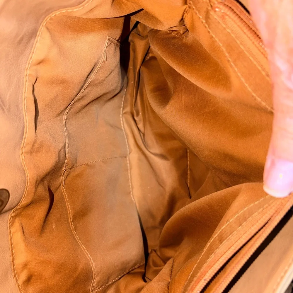 Relic Two-Tone Brown & Cream Leather Tote with Black Straps